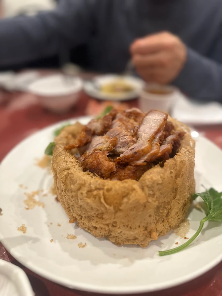 佛砵黄金骨, Happy Union Chinese Restaurant